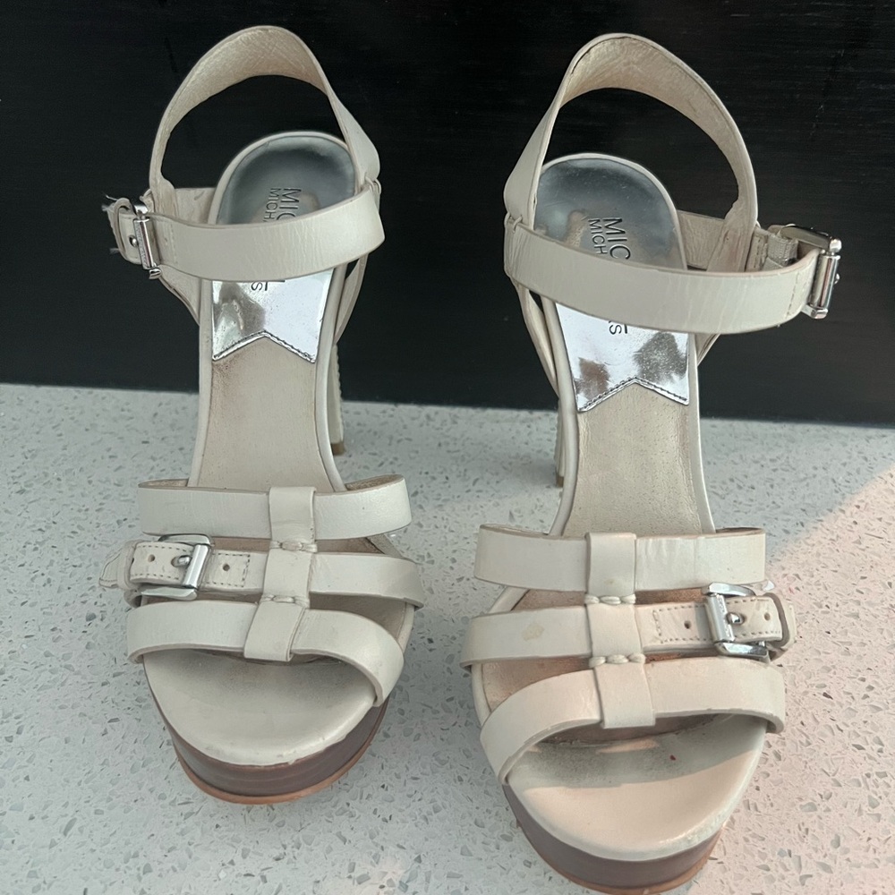 Michael Kors tan heels sandals size 6.5 so cute silver accents leather